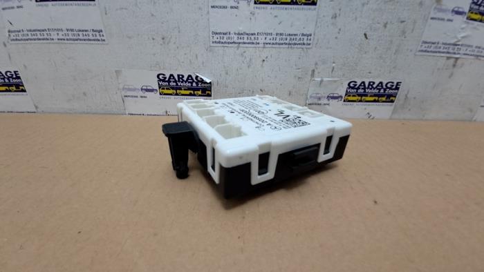 Module verrouillage central des portes Mercedes C-Klasse