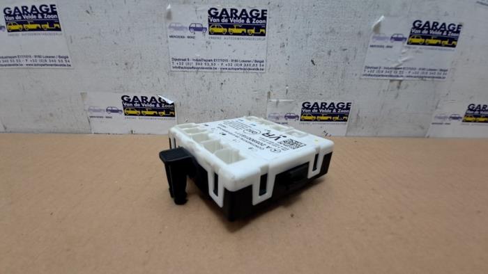 Module verrouillage central des portes Mercedes C-Klasse