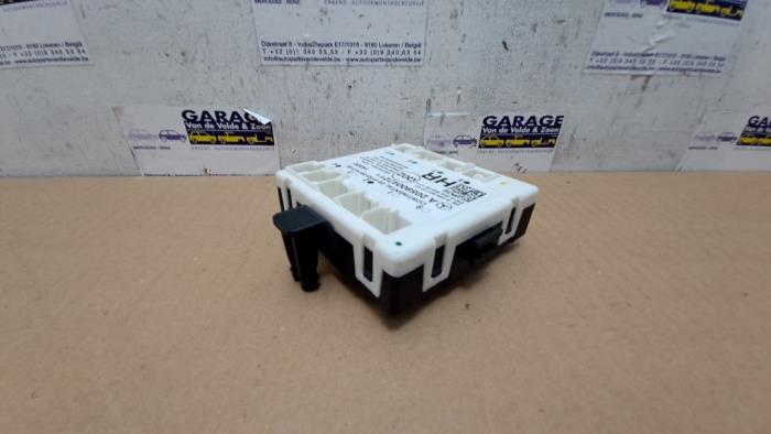 Module verrouillage central des portes Mercedes C-Klasse