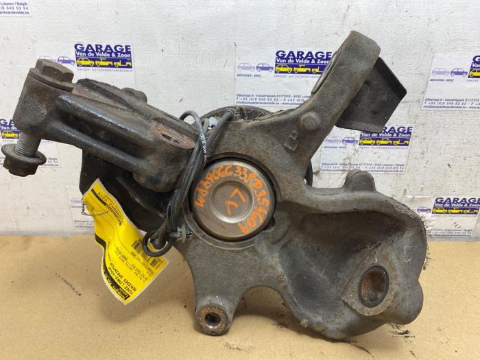 Fusee links-voor Mercedes Sprinter