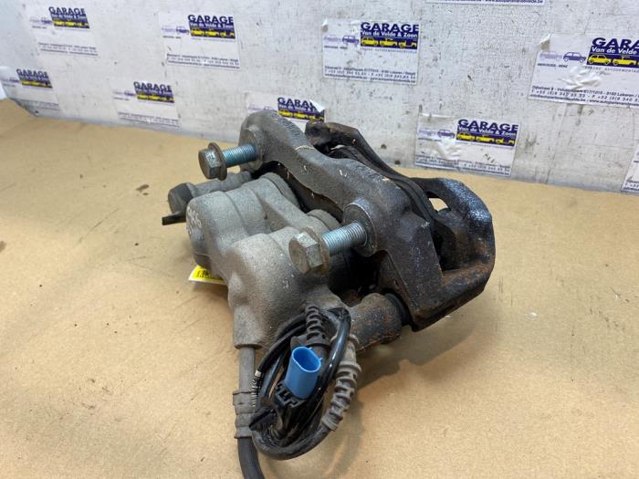 Zacisk hamulcowy prawy przód Mercedes Sprinter