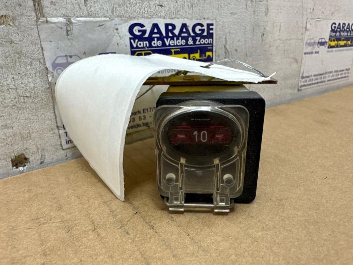 Relais Mercedes 190E/D