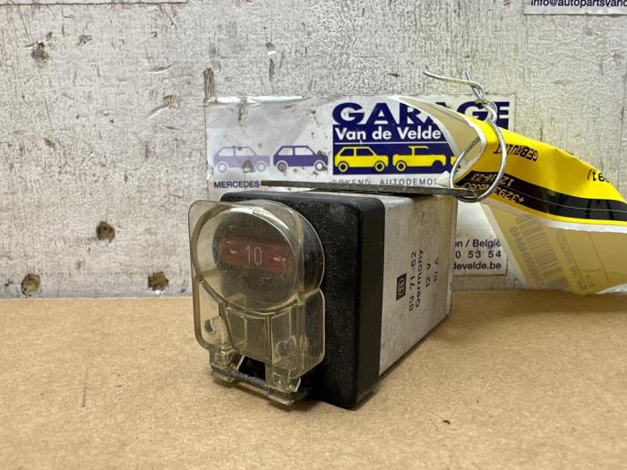 Relais Mercedes 190E/D