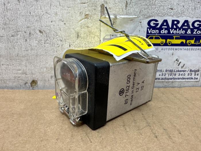 Relais Mercedes 190E/D