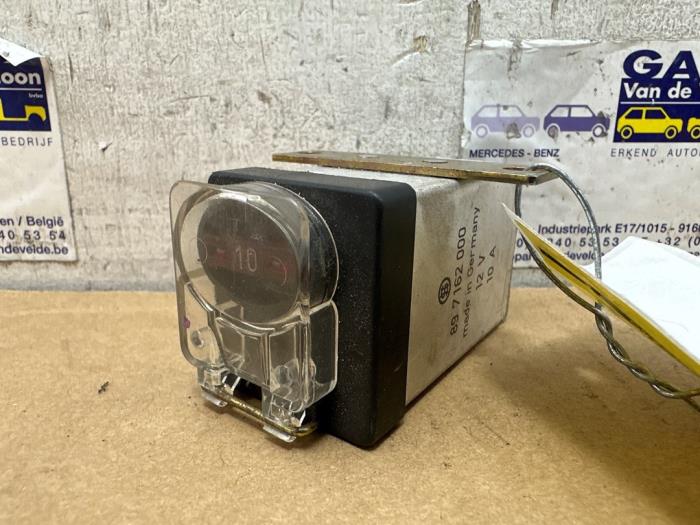 Relais Mercedes 190E/D