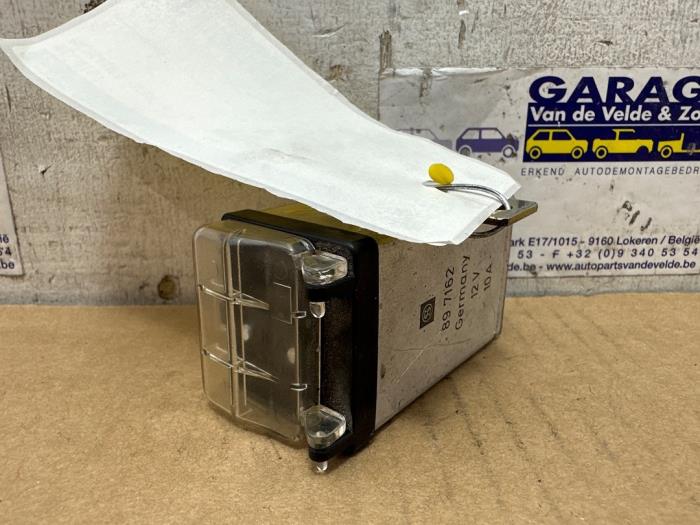 Relais Mercedes 190E/D