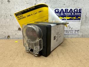 Gebruikte Relais Mercedes 190 (W201) 2.0 Prijs € 24,20 Inclusief btw aangeboden door Autoparts Van De Velde