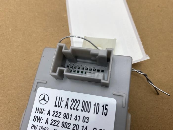 Computer Verlichting van een Mercedes-Benz E (W213) E-350d 3.0 V6 24V 4-Matic 2017