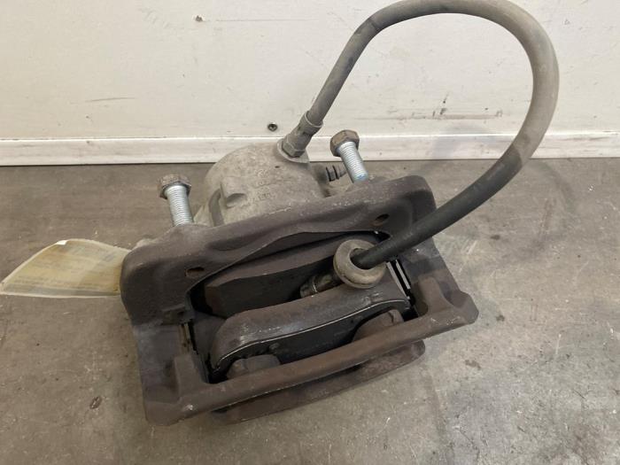 Etrier de frein (pince) avant gauche Mercedes C-Klasse