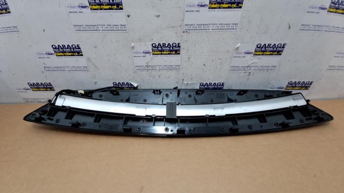 Dashboard part Mercedes E-Klasse