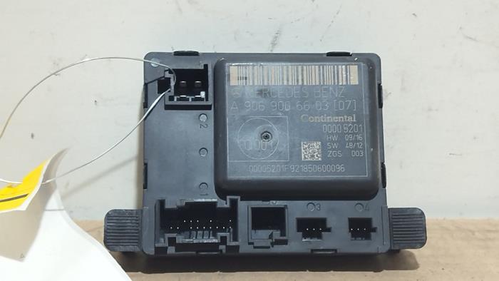 Module verrouillage central des portes Mercedes Sprinter