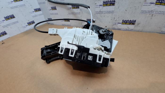 Mechanizm blokady drzwi lewych wersja 2-drzwiowa Mercedes Sprinter