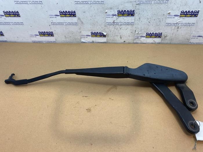 Ramie wycieraczki przedniej Mercedes C-Klasse