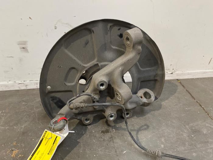 Knuckle, front left Mercedes E-Klasse