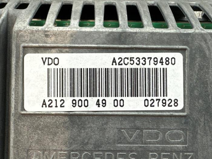 Navigation display Mercedes E-Klasse