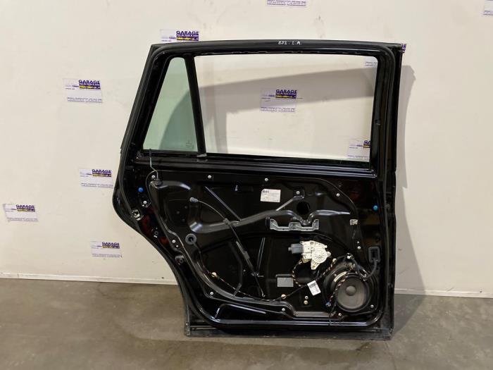 Puerta de 4 puertas izquierda detrás Mercedes R-Klasse