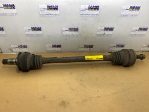 Gebruikte Steekas links-achter Mercedes SLK (R171) 1.8 200 K 16V Prijs € 60,50 Inclusief btw aangeboden door Autoparts Van De Velde