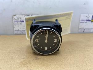 Gebruikte Uurwerk Mercedes S (222.0/222.1) 2.1 S-300 BlueTEC Hybrid, S-300 h 16V Prijs € 30,25 Inclusief btw aangeboden door Autoparts Van De Velde