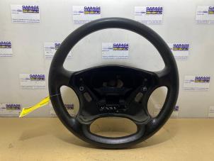 Gebruikte Stuurwiel Mercedes C Combi (S203) 2.2 C-200 CDI 16V Prijs € 90,75 Inclusief btw aangeboden door Autoparts Van De Velde