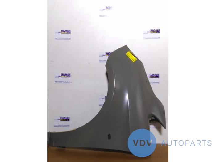 Front wing, left Mercedes Vito
