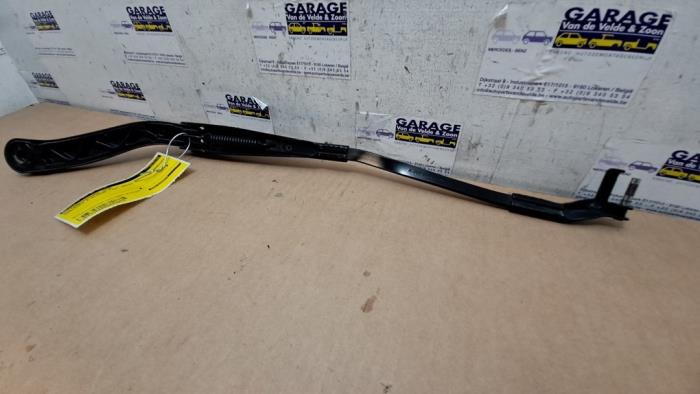 Front wiper arm Mercedes E-Klasse