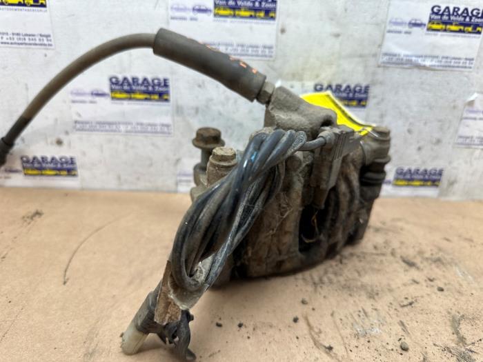 Remklauw (Tang) links-achter Mercedes Vito