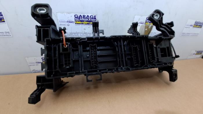 Skrzynka bezpieczników Mercedes B-Klasse