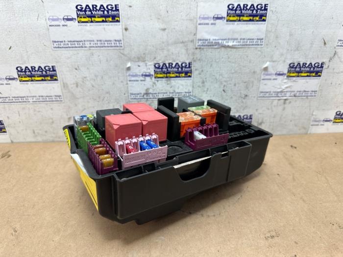 Skrzynka bezpieczników Mercedes C-Klasse