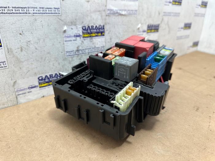 Skrzynka bezpieczników Mercedes C-Klasse