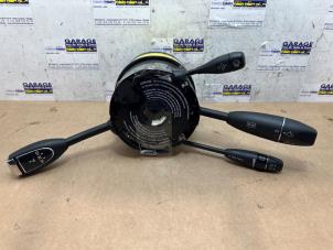 Gebruikte Combischakelaar Stuurkolom Mercedes S (W221) 4.7 S-500 Twin Turbo V8 32V 4-Matic Prijs € 60,50 Inclusief btw aangeboden door Autoparts Van De Velde