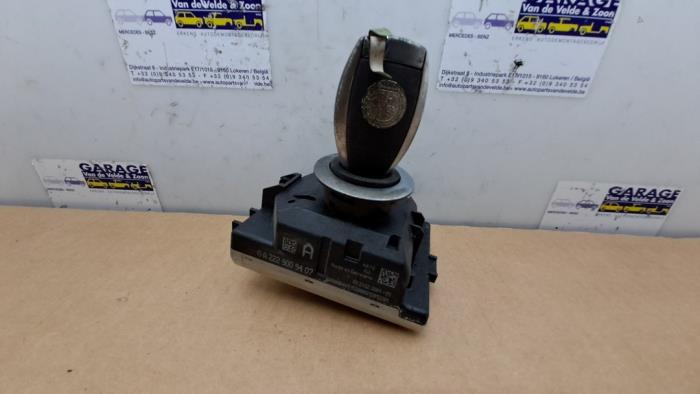 Ignition lock + computer Mercedes S-Klasse