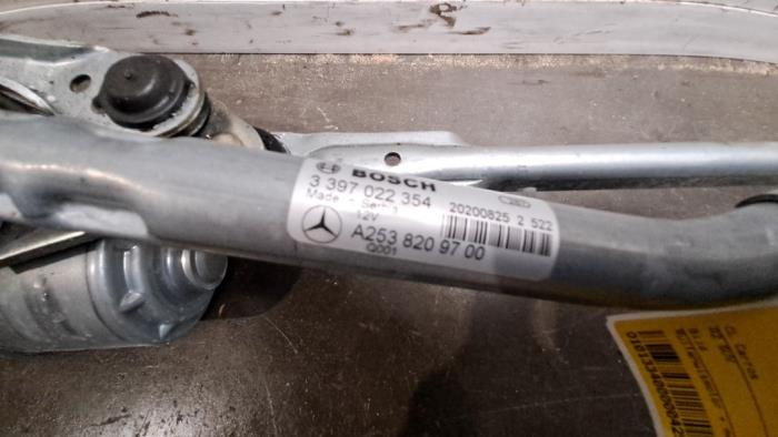 Silnik i mechanizm wycieraczki Mercedes GLC-Klasse