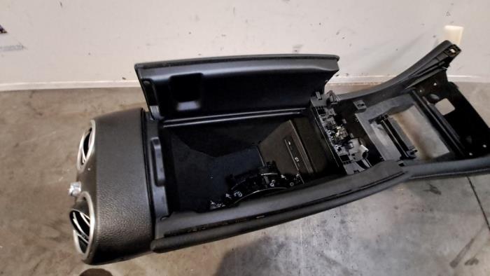 Console centrale Mercedes GLC-Klasse