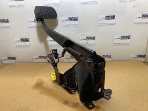 Gebruikte Rempedaal Mercedes V (447.8) 2.0 220d 16V 4-Matic Prijs € 36,30 Inclusief btw aangeboden door Autoparts Van De Velde