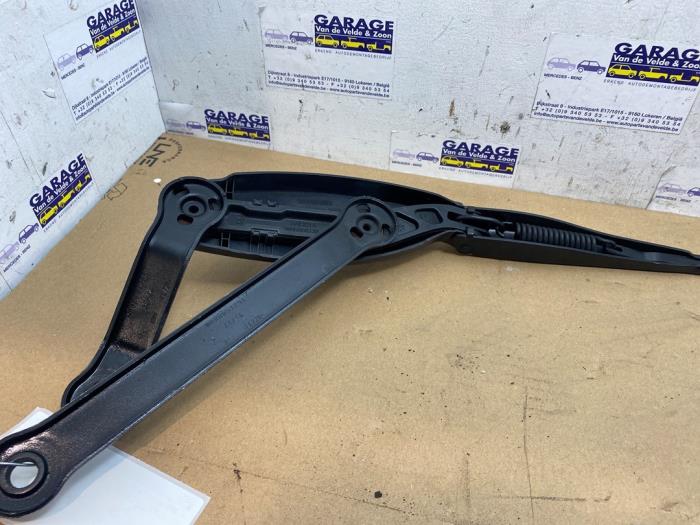 Front wiper arm Mercedes C-Klasse