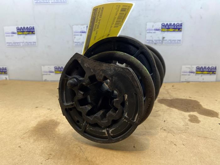 Sprezyna srubowa tyl Mercedes B-Klasse