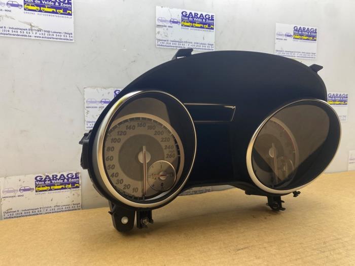 Odometer KM Mercedes GLA