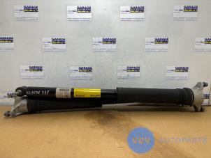 Gebruikte Schokdemper set Mercedes A (177.0) 1.5 A-180d Prijs € 48,40 Inclusief btw aangeboden door Autoparts Van De Velde