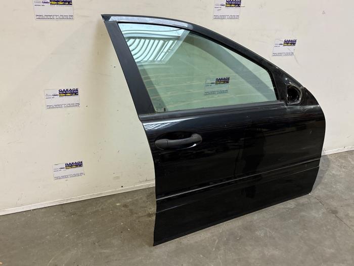 Portière 4portes avant droite Mercedes C-Klasse