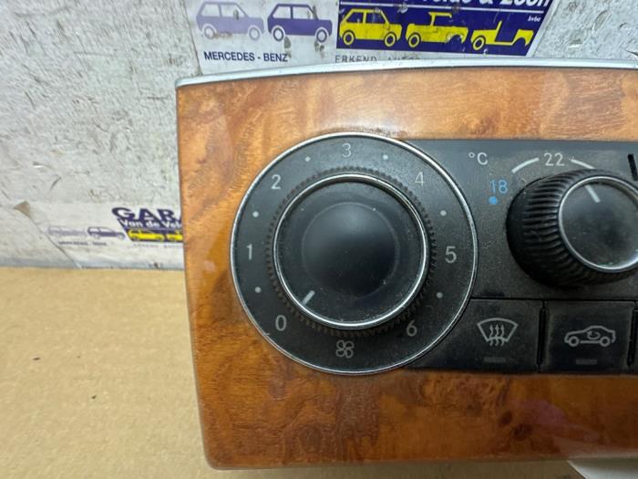 Panneau de commandes chauffage Mercedes C-Klasse
