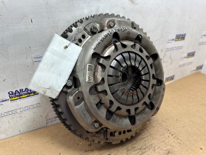 Volant moteur Smart Forfour