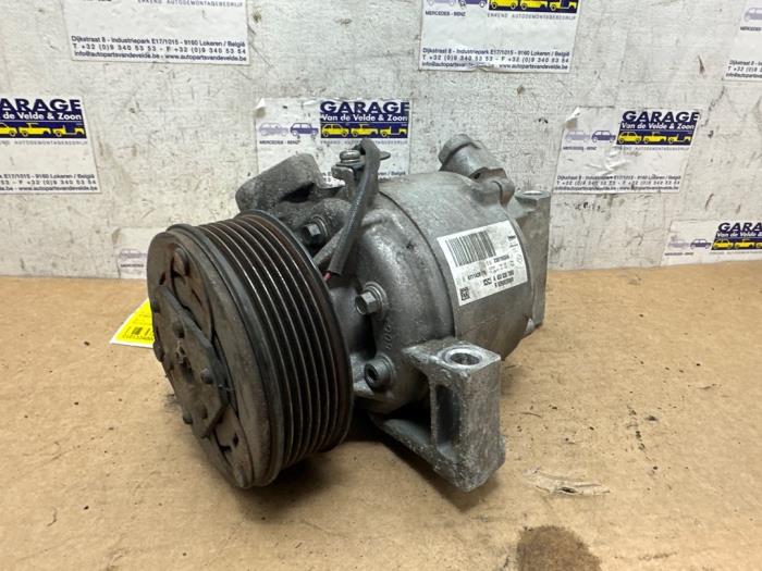 Pompe clim Smart Forfour