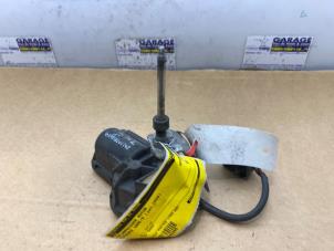 Gebruikte Koplampwisser Motor Mercedes 190 (W201) 2.3 E 16V Prijs € 108,90 Inclusief btw aangeboden door Autoparts Van De Velde