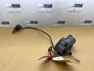 Gebruikte Koplampwisser Motor Mercedes S (W126) 560 SE,SEL Prijs € 121,00 Inclusief btw aangeboden door Autoparts Van De Velde