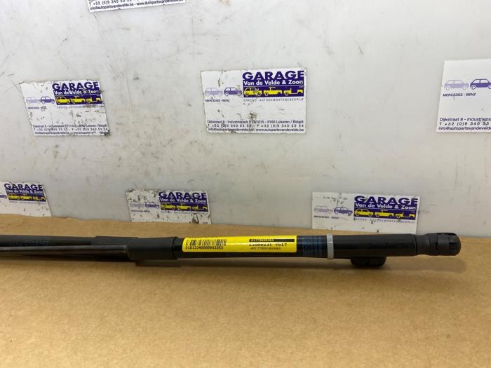 Set of bonnet gas struts Mercedes A-Klasse
