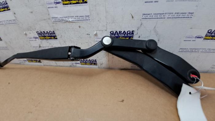 Front wiper arm Mercedes C-Klasse