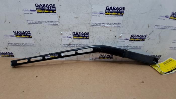 Front wiper arm Mercedes C-Klasse