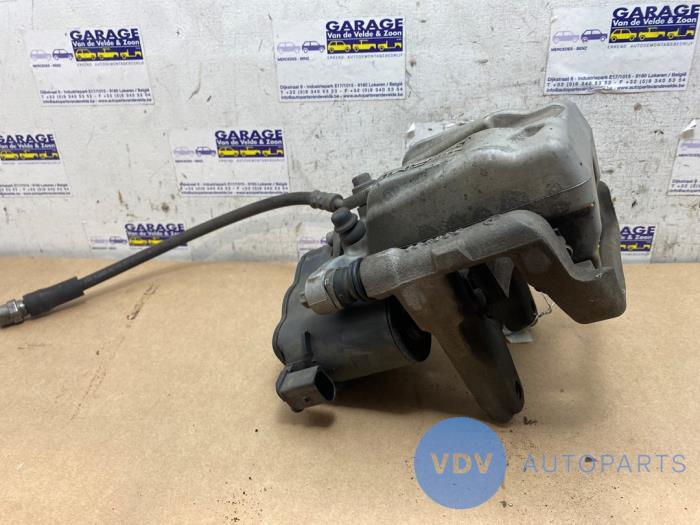 Etrier de frein (pince) arrière gauche Mercedes A-Klasse