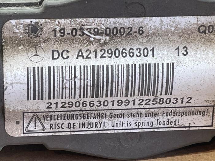 Pop up bonnet system Mercedes E-Klasse