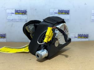 Gebruikte Veiligheidsgordel links-achter Mercedes C (W204) 2.2 C-200 CDI 16V BlueEFFICIENCY Prijs € 54,45 Inclusief btw aangeboden door Autoparts Van De Velde